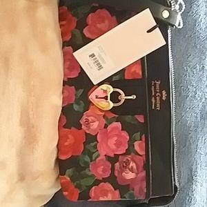 wristlet Juicy Couture new with tags